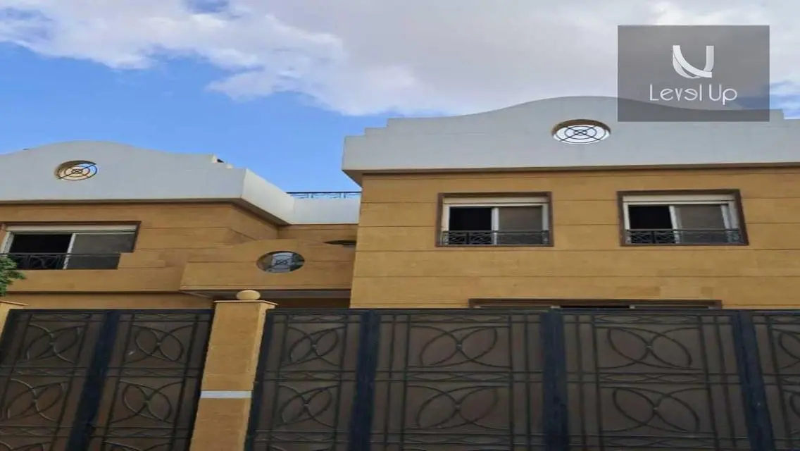 Luxury Villa for Sale with Garden and Pool