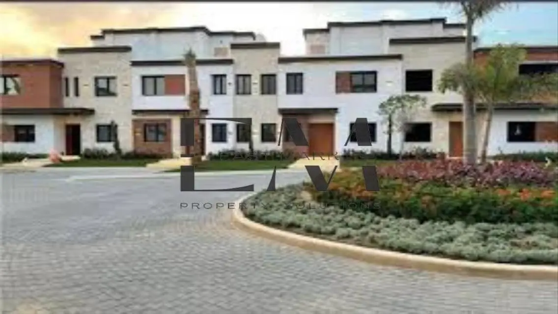 Luxury Villa for Sale with Private Garden and Pool