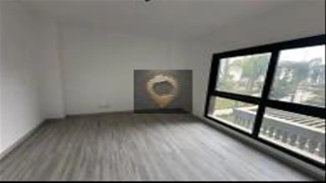 Luxurious 3-Bedroom Apartment in the Heart of the City