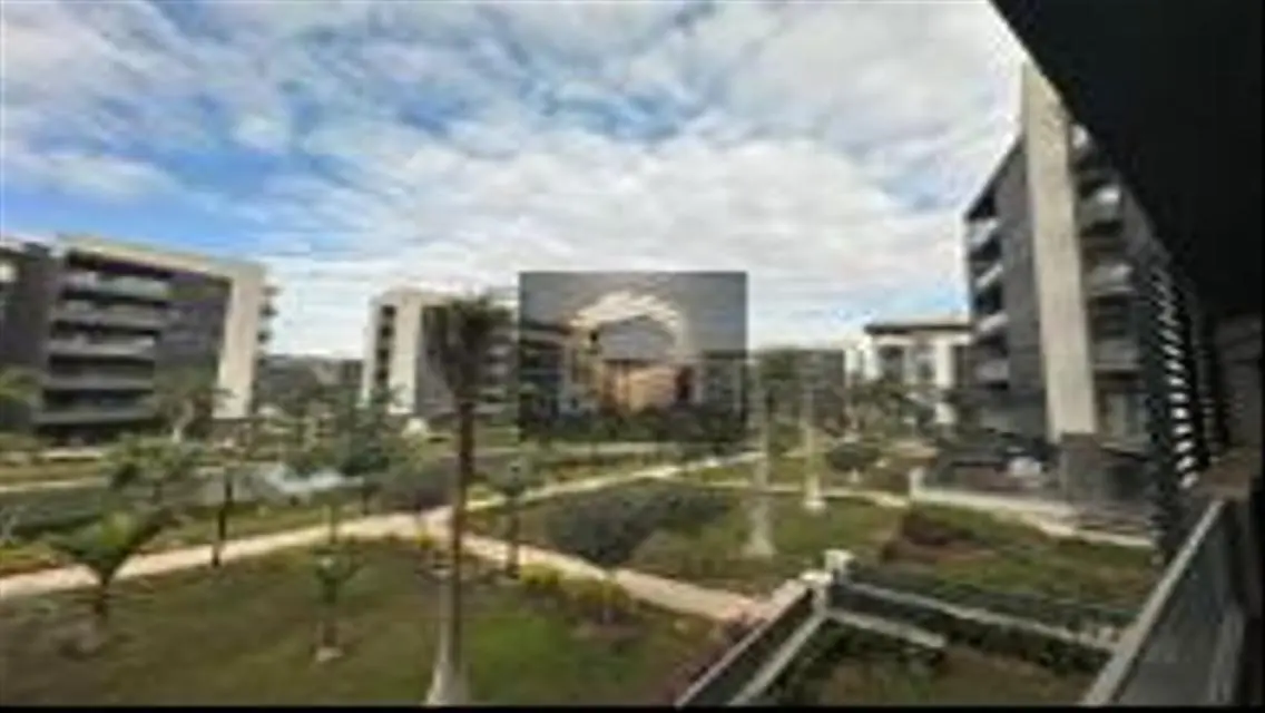 Luxurious 3-Bedroom Apartment in the Heart of the City