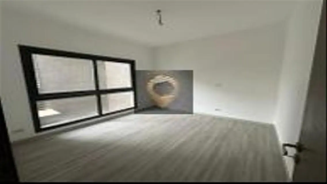 Luxurious 3-Bedroom Apartment in the Heart of the City