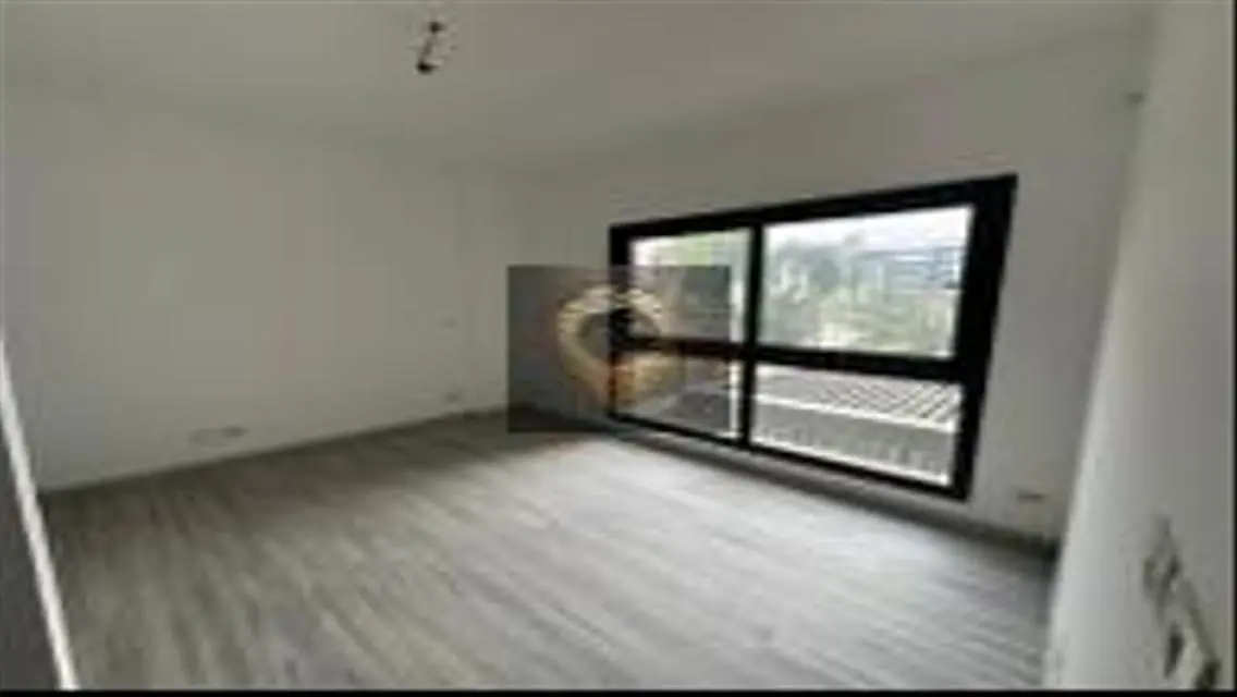 Luxurious 3-Bedroom Apartment in the Heart of the City