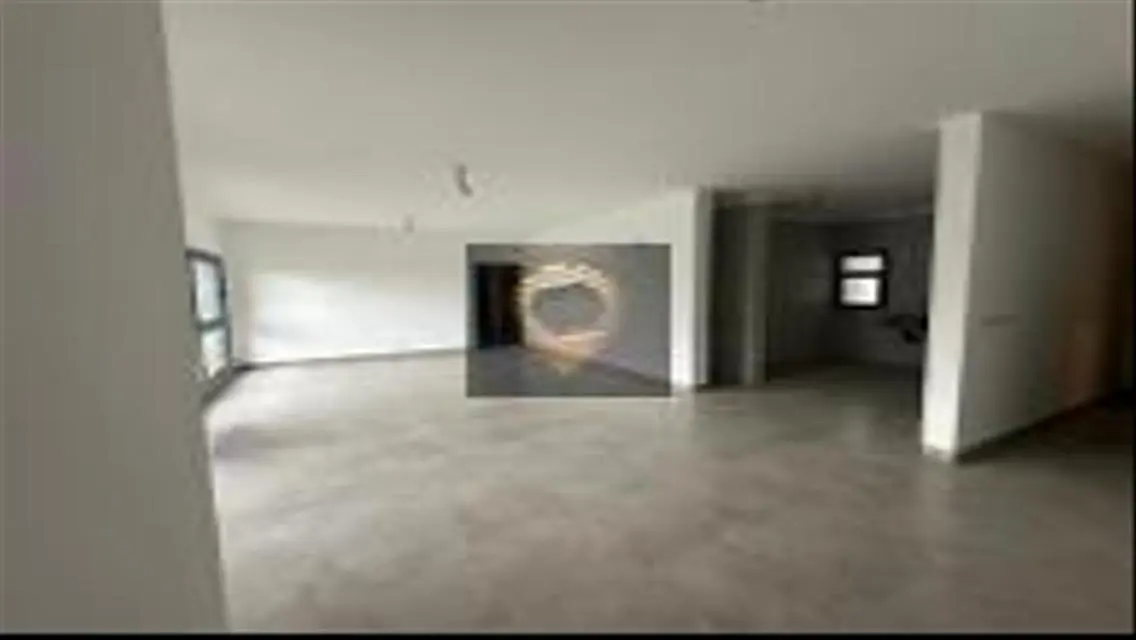 Luxurious 3-Bedroom Apartment in the Heart of the City
