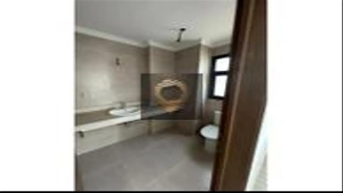Luxurious 3-Bedroom Apartment in the Heart of the City