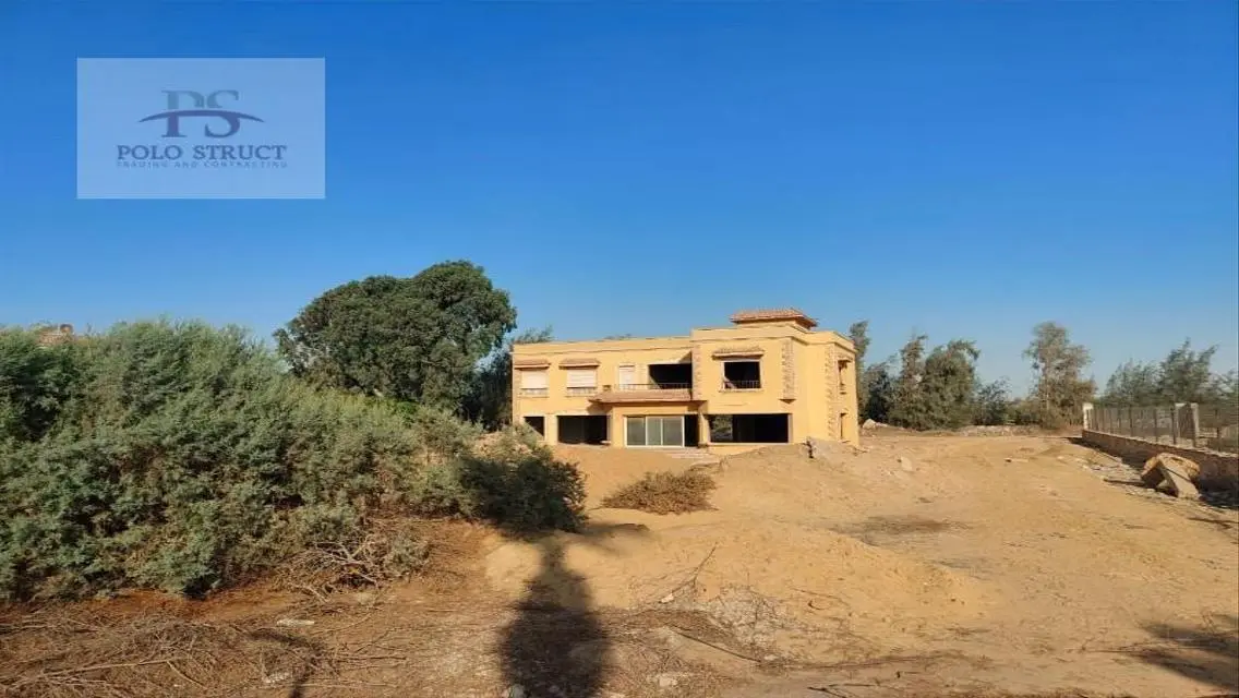 Luxury Villa with Private Garden and Shared Pool