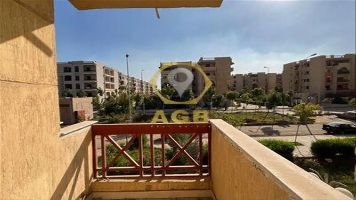 شقة فاخرة مساحتها 170 متر مع حارس أمن
