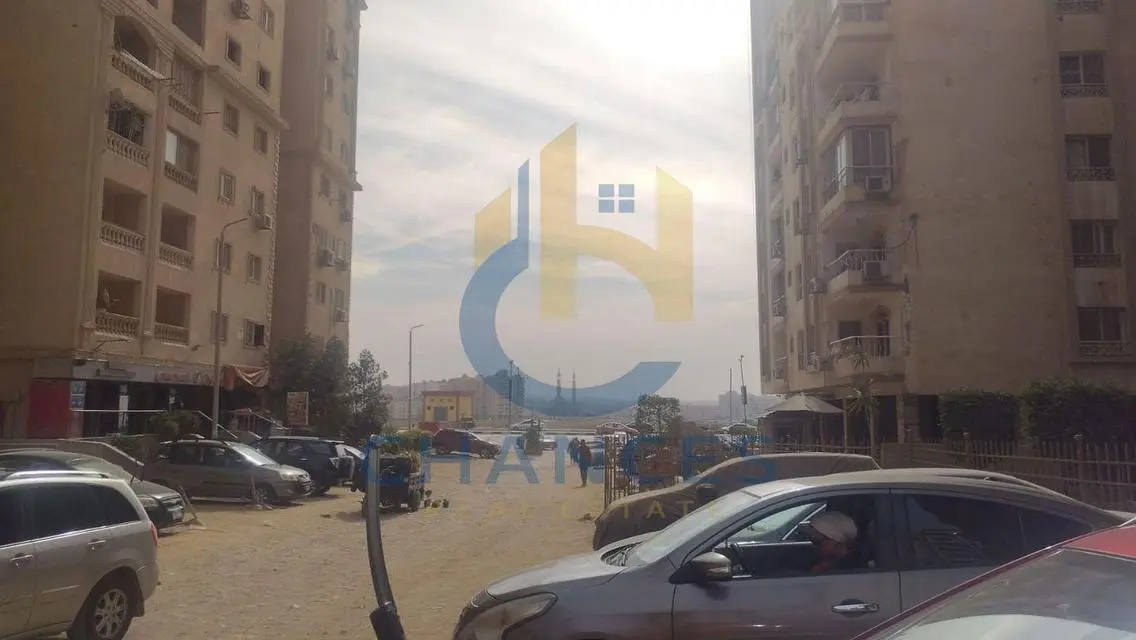 شقة للبيع ب شرفة مساحتها 105 متر