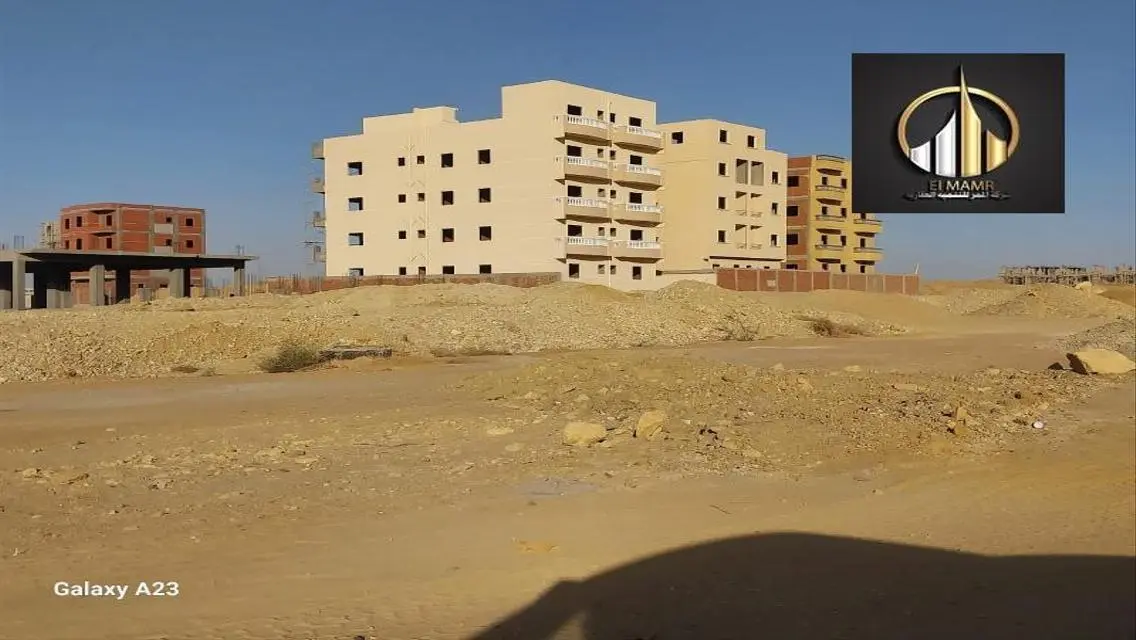 عقار للبيع - 355 متر في أفضل المواقع