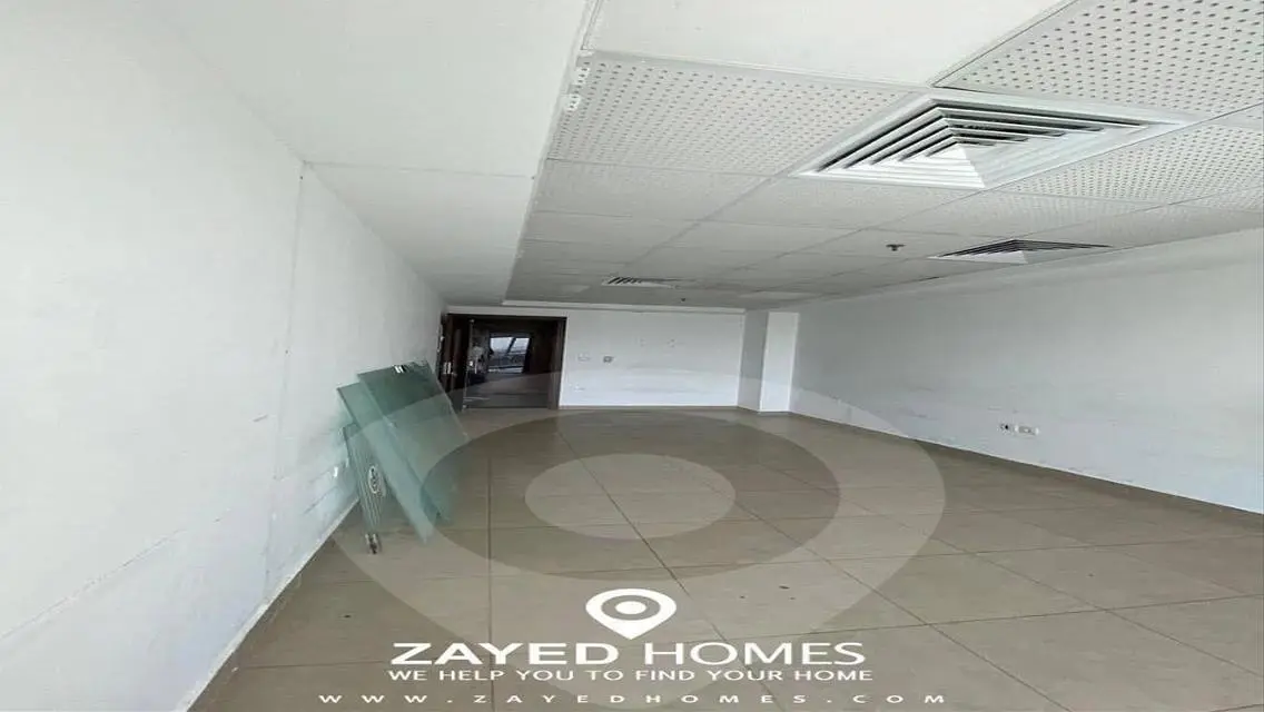 Premium Property with 40 Square Meters for 30000