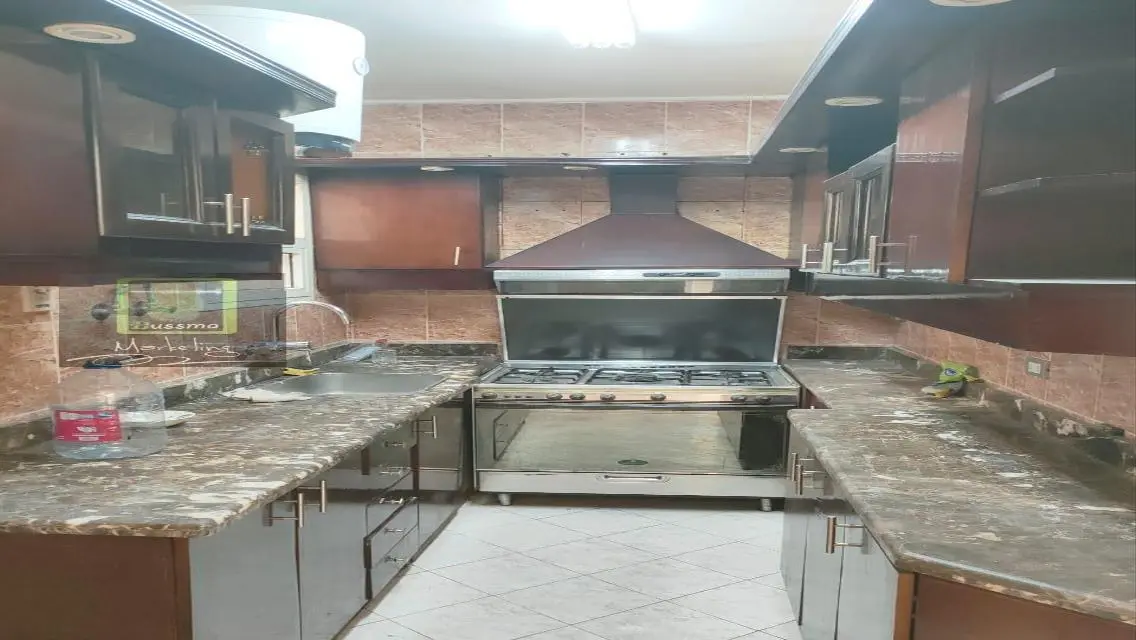 Stunning 100 sqm Apartment for Rent in the City Center