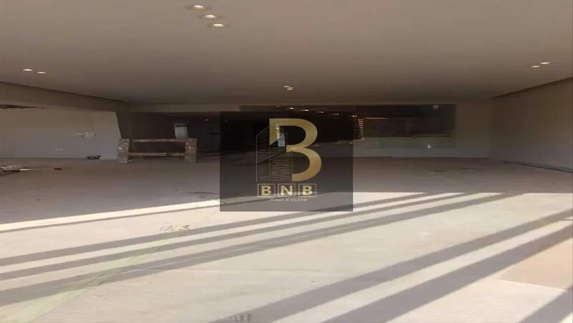 فريدة 350 متر مربع مع شرفة وحديقة خاصة