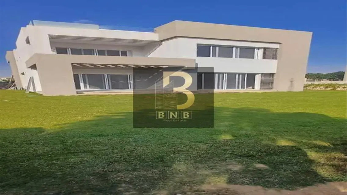 فريدة 350 متر مربع مع شرفة وحديقة خاصة