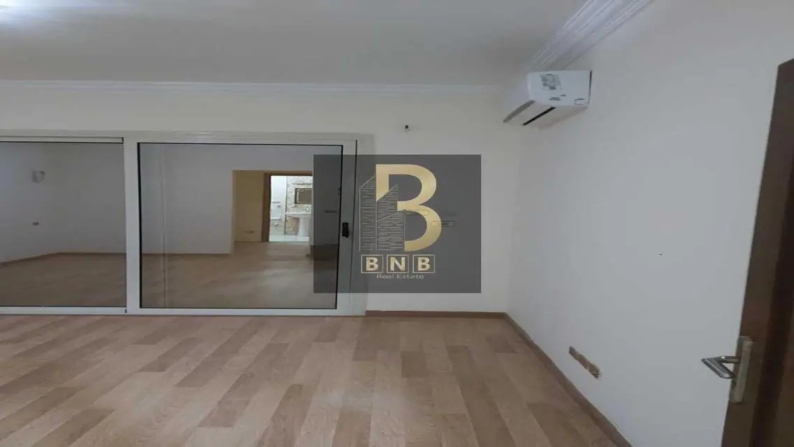 Luxurious 5-Bedroom Apartment with Private Garden and Lake View