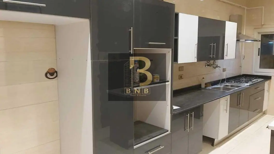 Luxurious 5-Bedroom Apartment with Private Garden and Lake View