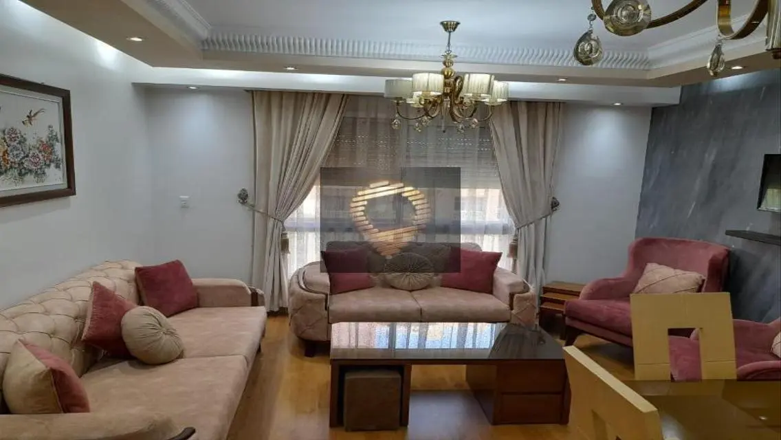 Luxury Apartment with Private Garden and Pool