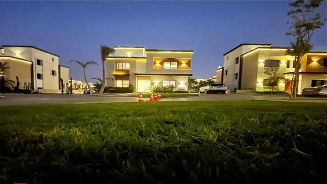 Luxury Property for Sale with Private Garden and Pool