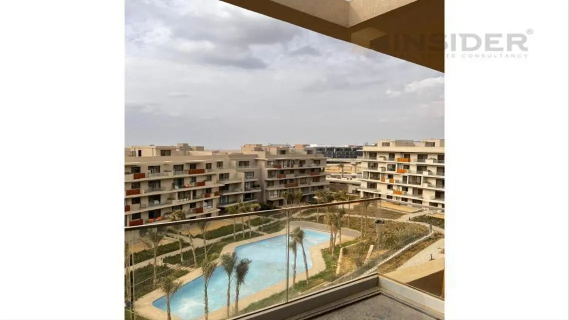 فيلا فاخرة للبيع في V-RESIDENCE