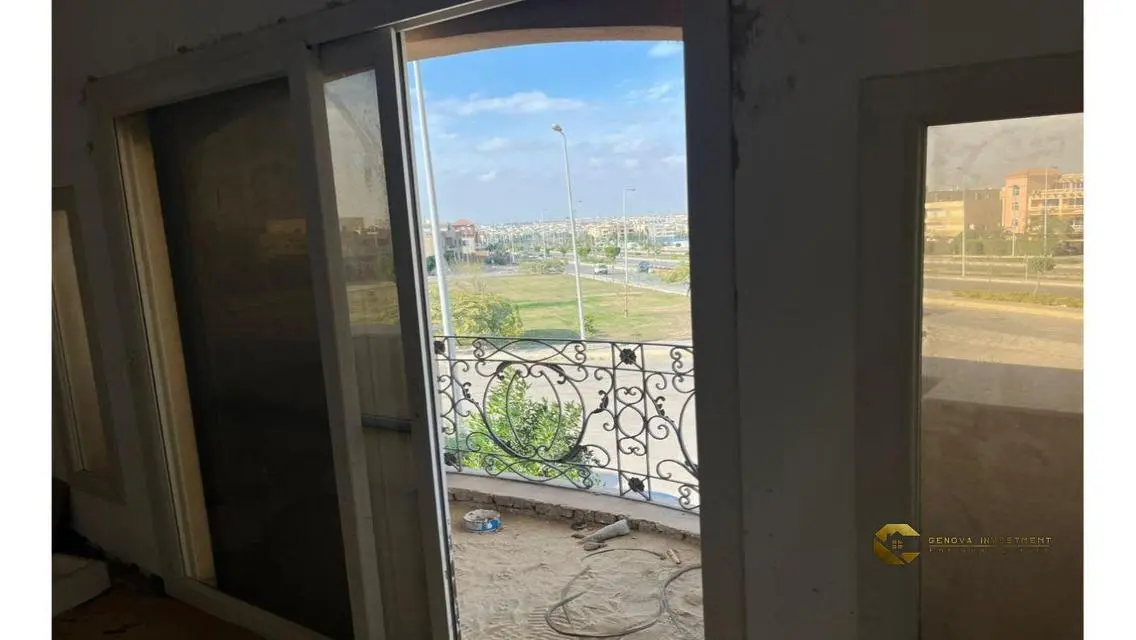 شقة فاخرة للبيع في موقع متميز