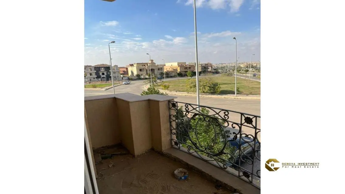شقة فاخرة للبيع في موقع متميز