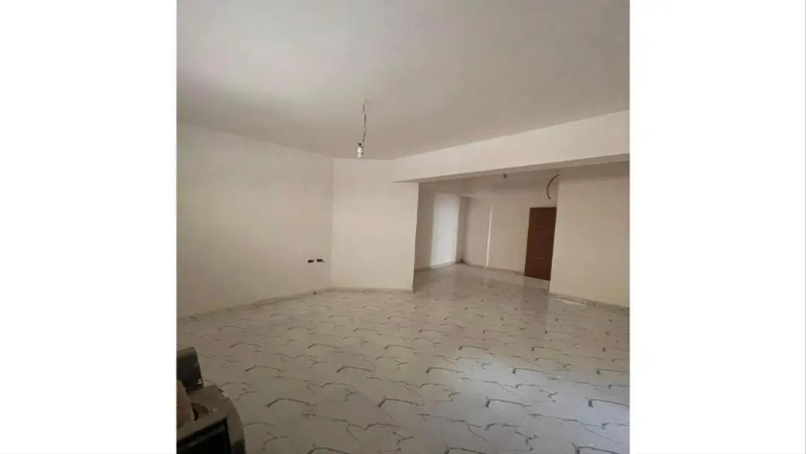 شقة رائعة بمساحة 200 متر