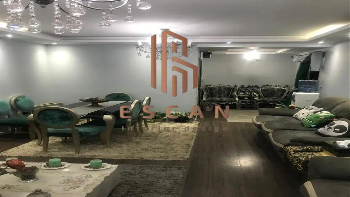 Luxurious Apartment for Sale Overlooking a Landmark