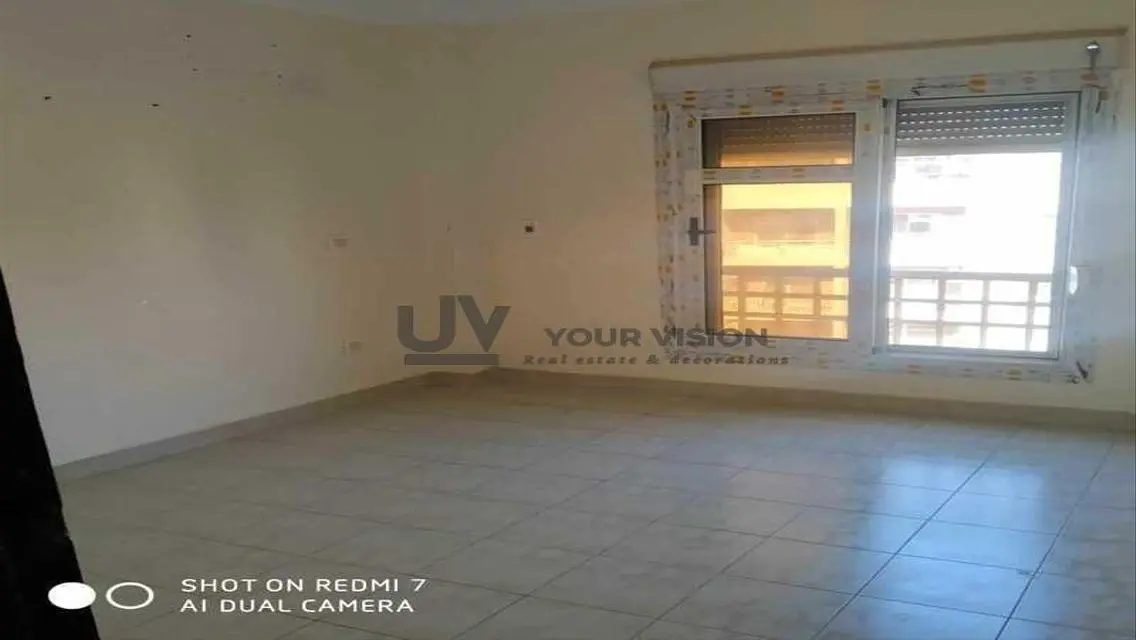 B11 Apartment for Sale with Cozy Balcony