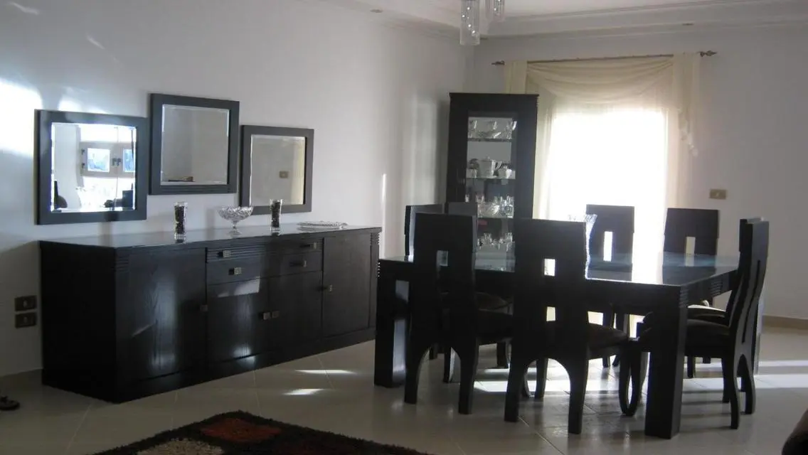 Exclusive Property Overlooking a Landmark