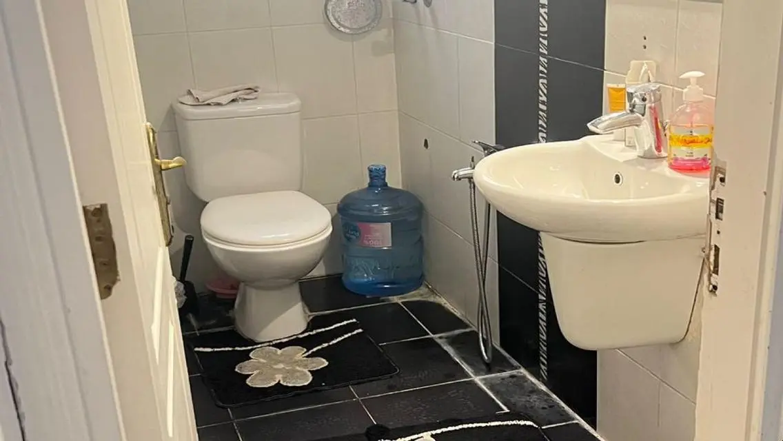 Exclusive Property Overlooking a Landmark