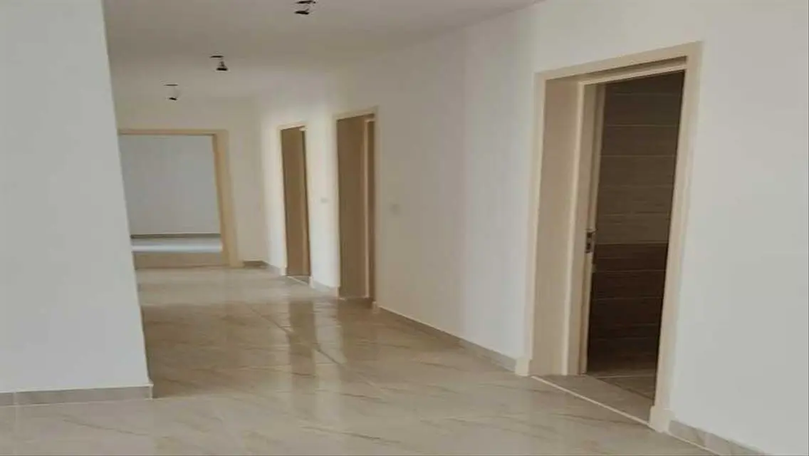 Retail Shop for Sale in Madinty - Block 15