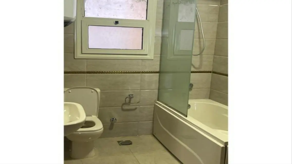 Apartment for Rent with Security Guard and Balcony