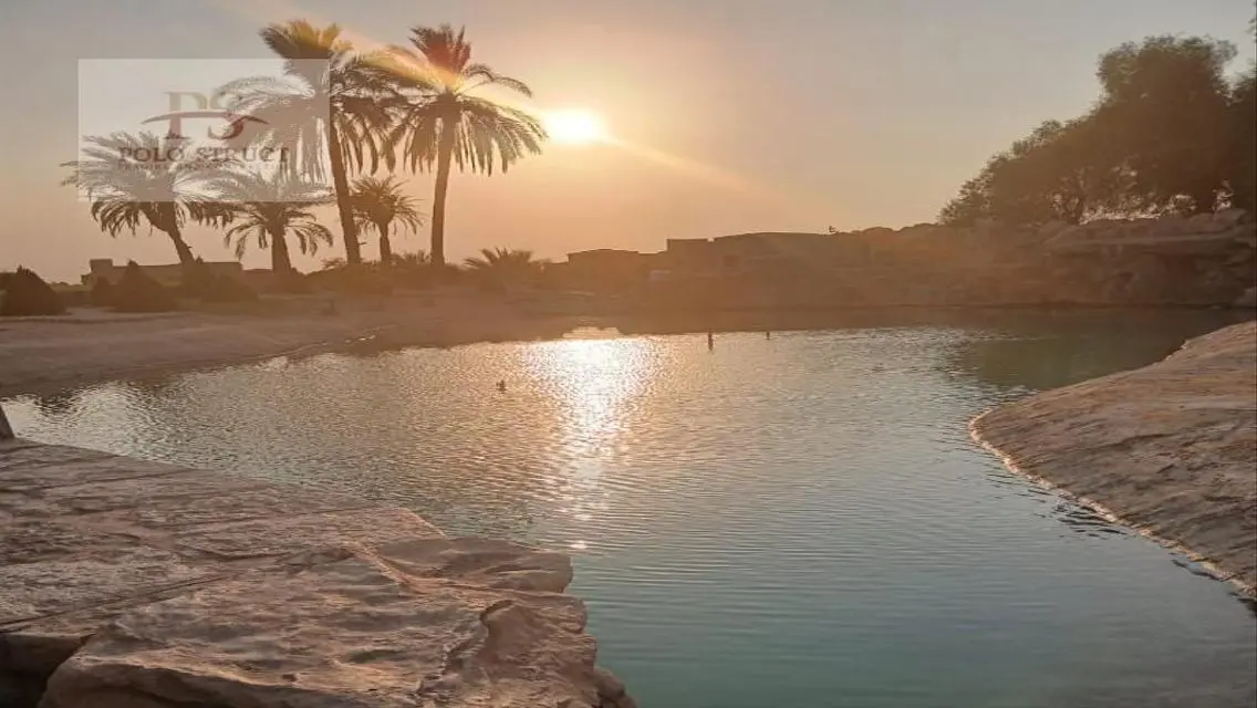 وحدة سكنية بمساحة 2250 متر مكونة من 5 غرف نوم