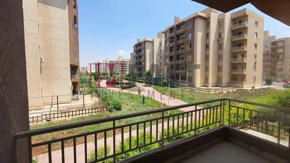فيلا فاخرة للبيع في موقع متميز