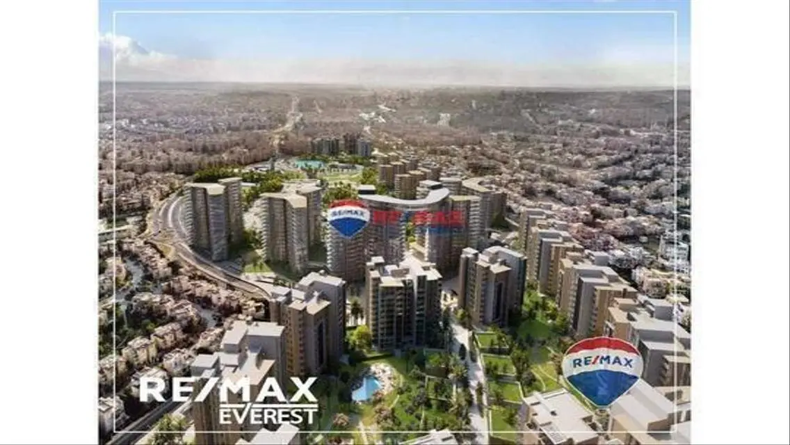 Luxury 3-Bedroom Apartment in the Heart of the City