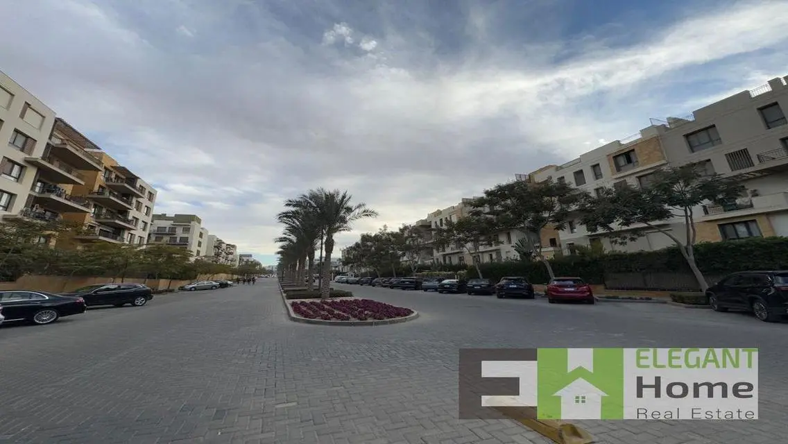 شقة فاخرة مكونة من 3 غرف نوم للبيع بسعر 75,000