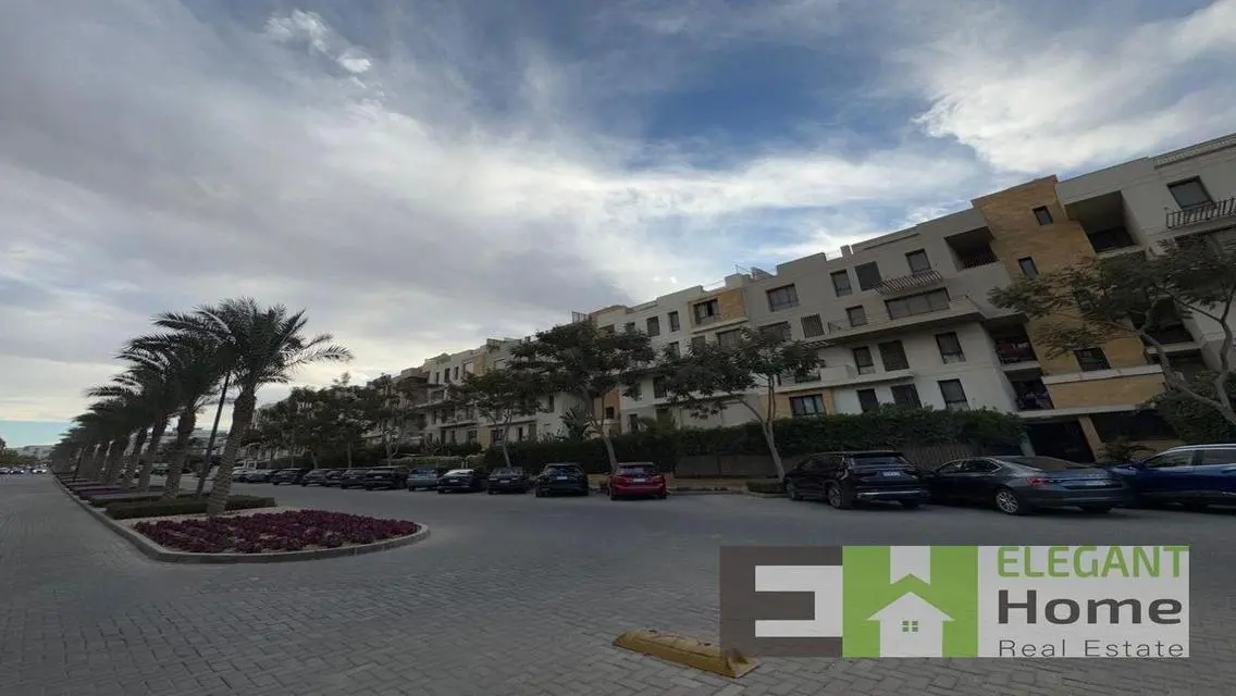 شقة فاخرة مكونة من 3 غرف نوم للبيع بسعر 75,000