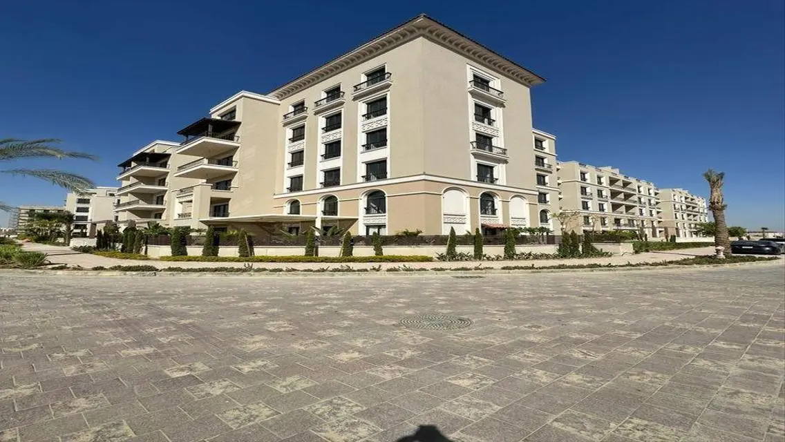 Luxury Villa for Sale in Village West
