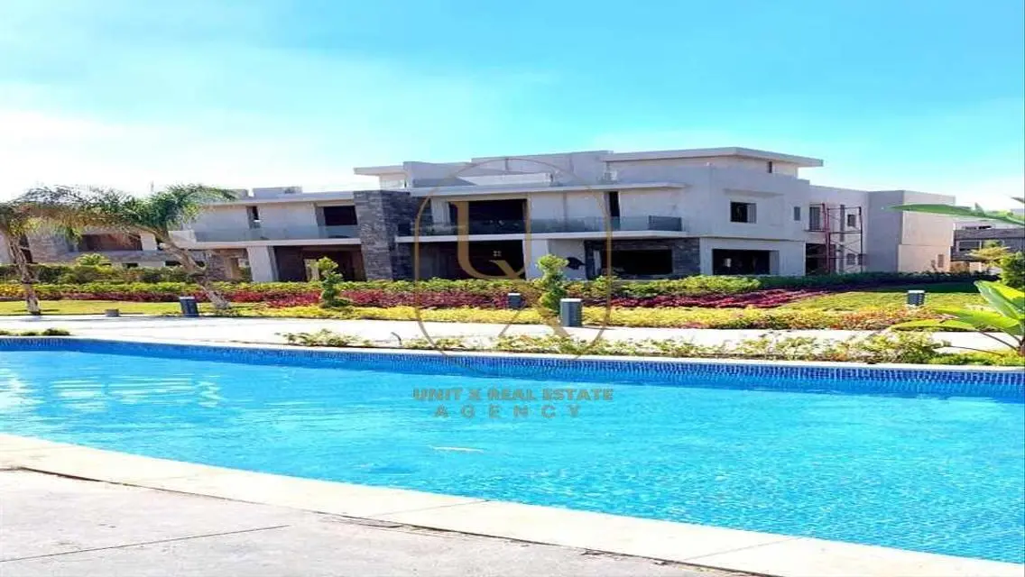 Luxury Villa for Sale Near Major Landmarks