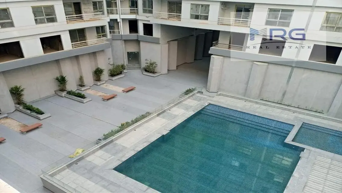 شقة فاخرة بخدمات مميزة في مرفأ الجيزه