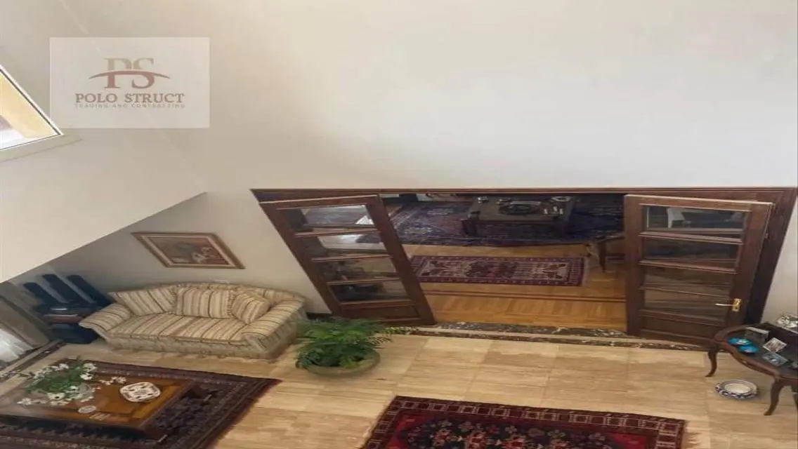 Luxury Villa 2500 Sq. M in the Heart of the City
