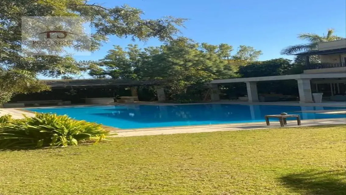 Luxury Villa 2500 Sq. M in the Heart of the City
