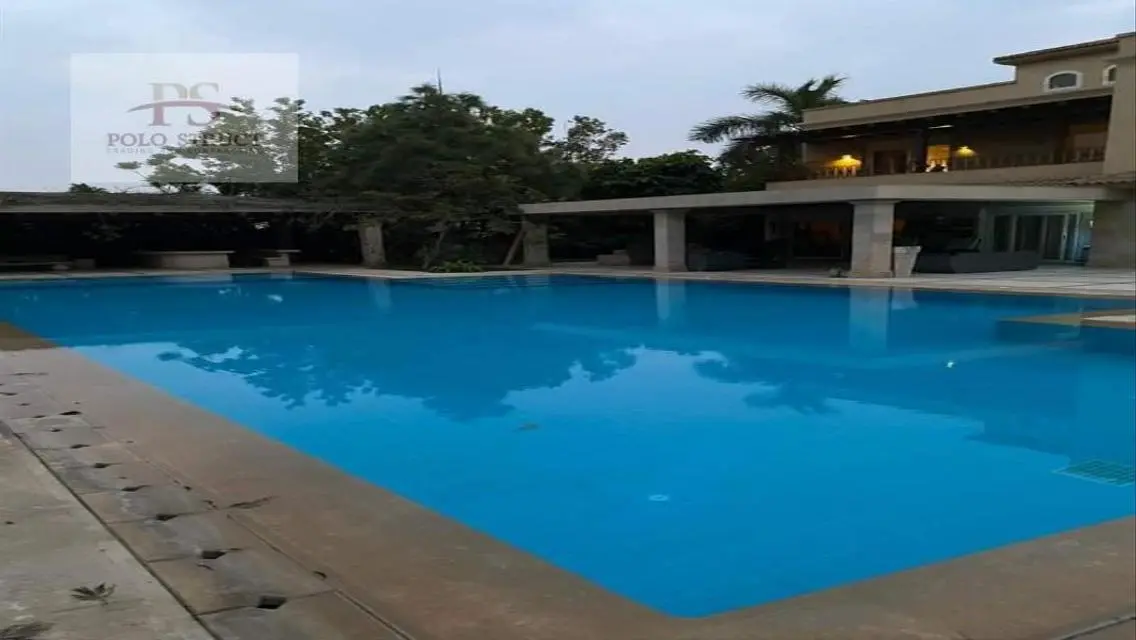Luxury Villa 2500 Sq. M in the Heart of the City