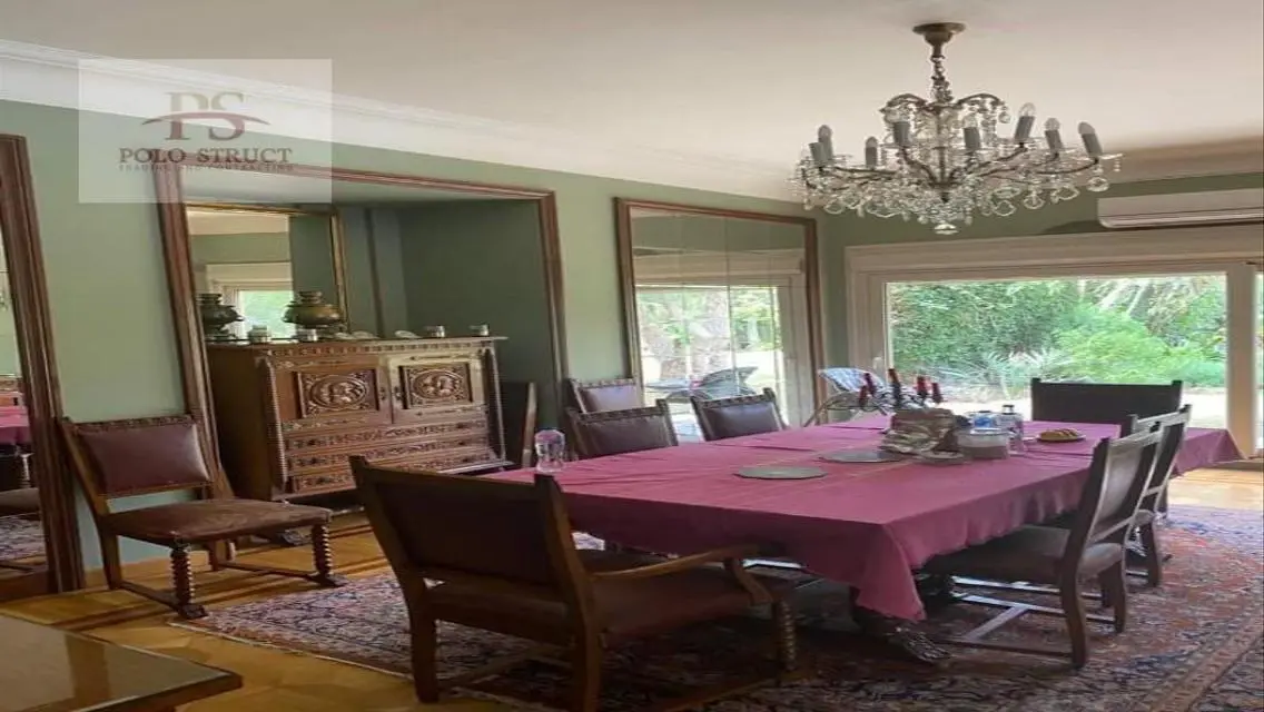 Luxury Villa 2500 Sq. M in the Heart of the City