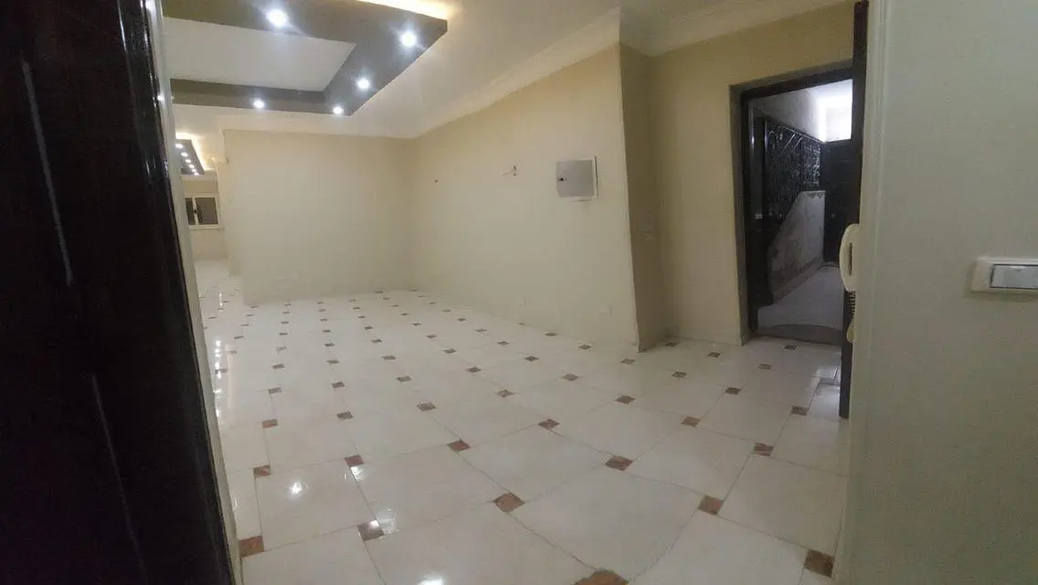 شقة فاخرة للإيجار - 39