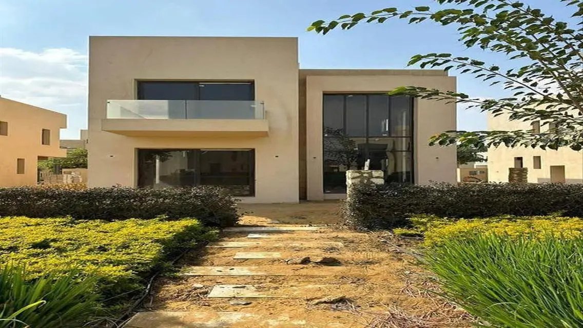 Luxury Villa at 26 Kent - Saxony German School