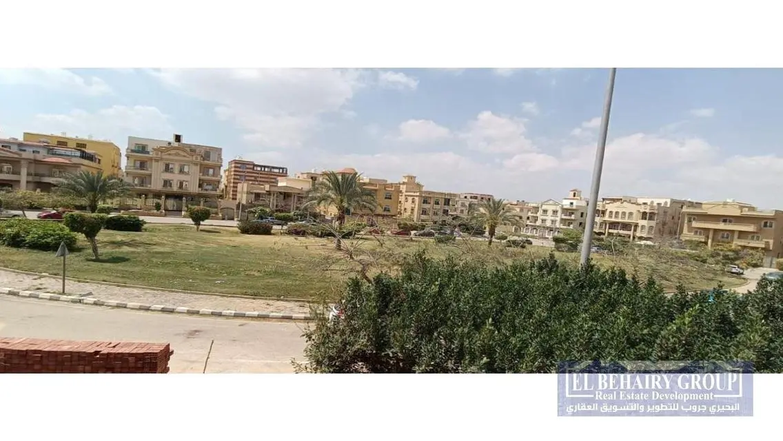 شقة سكنية فاخرة للبيع بمساحة 210 متر مربع
