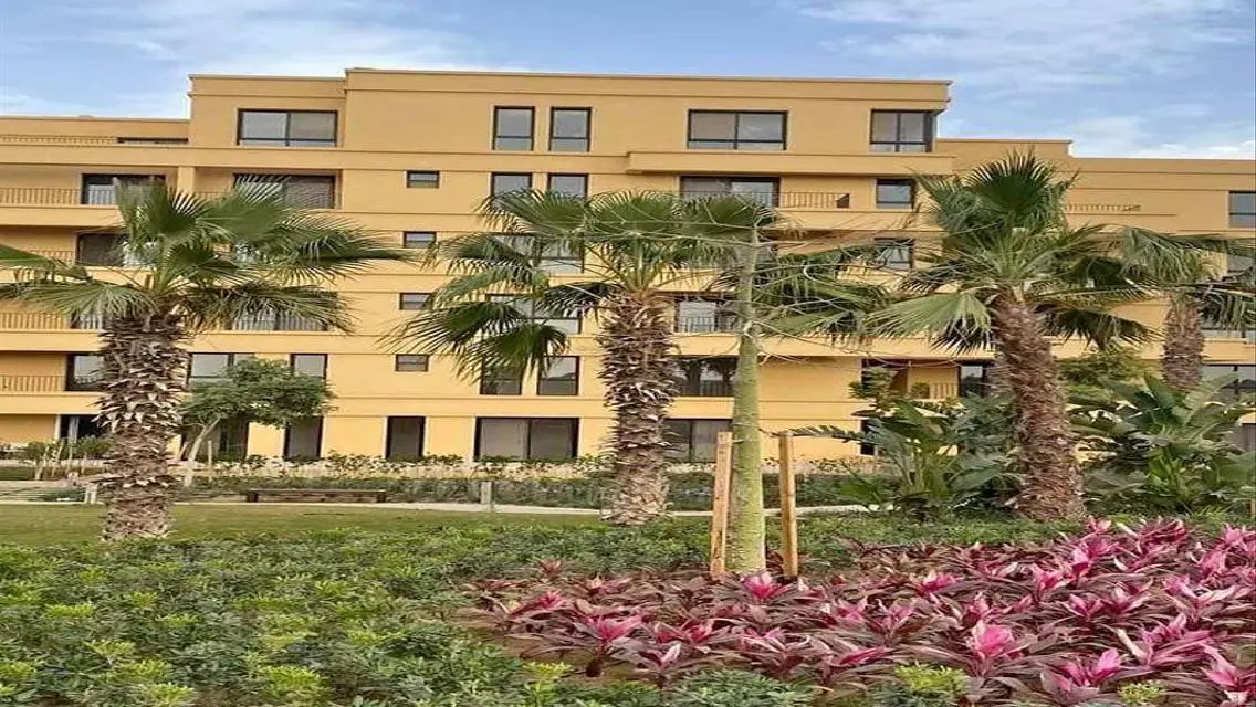فيلا فاخرة في Kent College Saxony - 5,000,000 جنيه