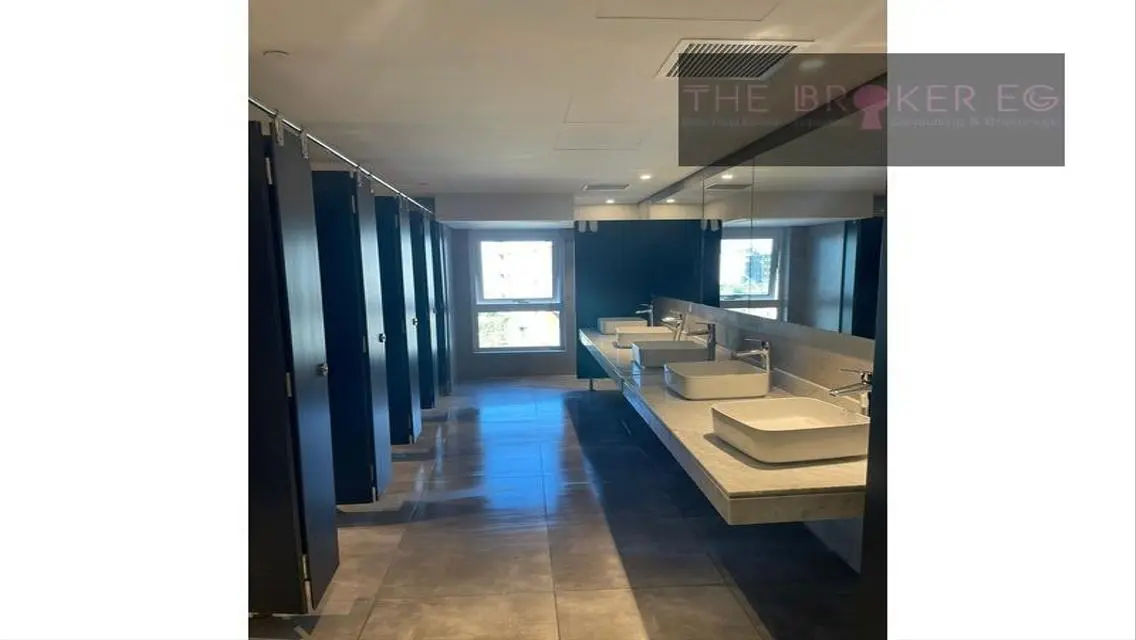 Business Office for Sale in Azad 68