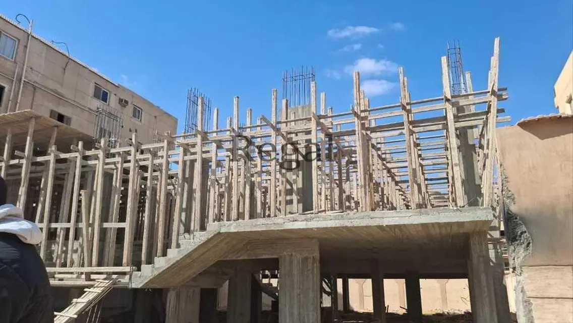 شقة مميزة للبيع أمام مول العرب