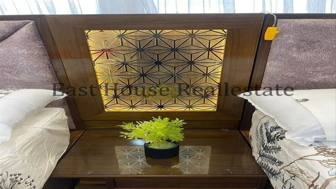 Luxurious Apartment with Spacious Layout in Prime Location