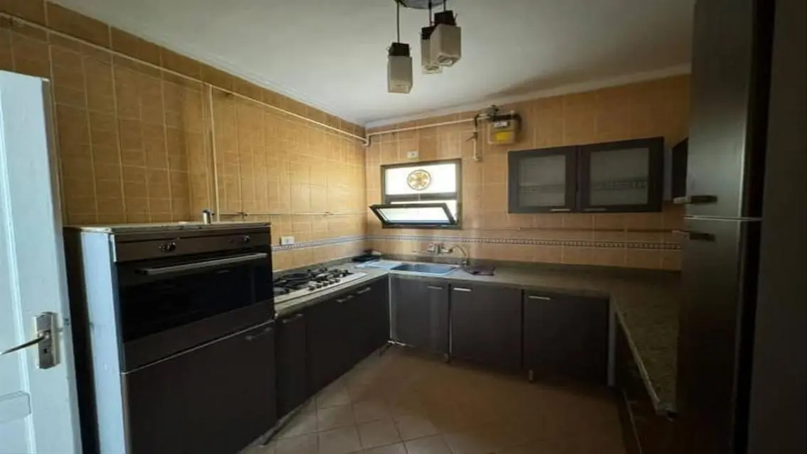 Luxurious 3-Bedroom Apartment in the City Center